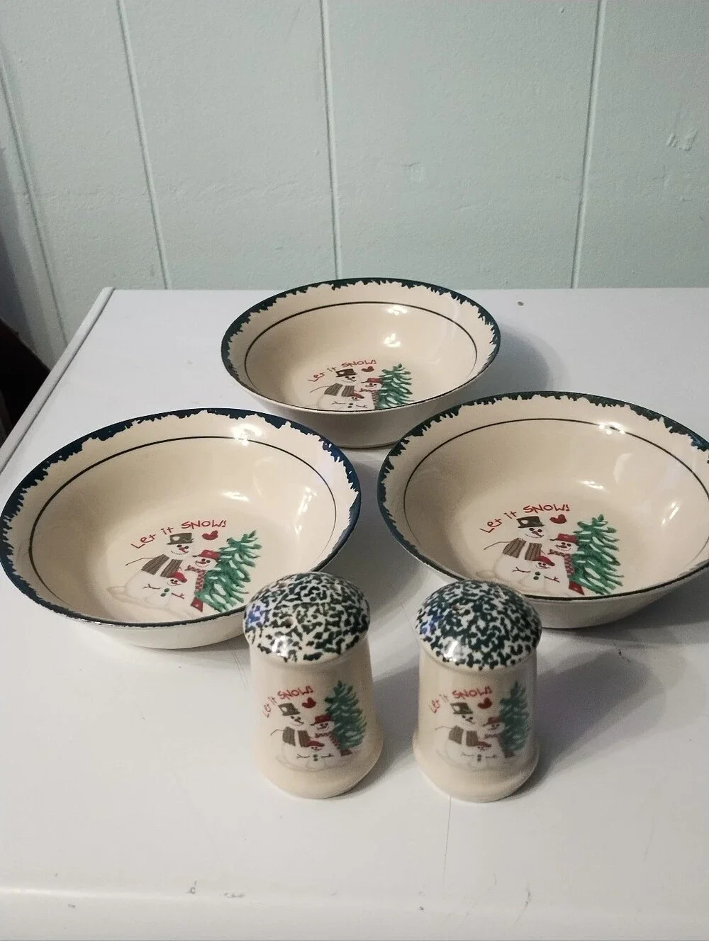 (3) Atico  Snowman Ceramic Serving Bowls and Shakers Set - Cream and Green